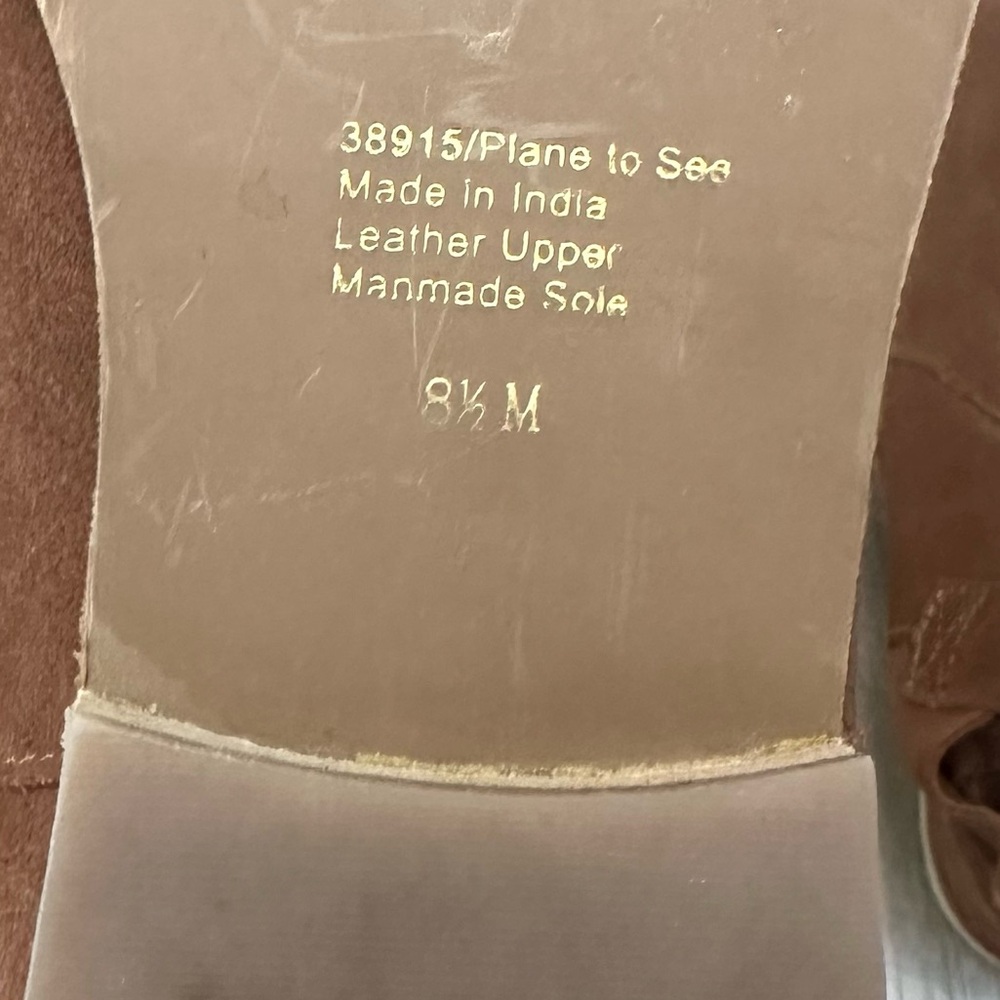 Women's Suede Chelsea Boot - Picture 5 of 6